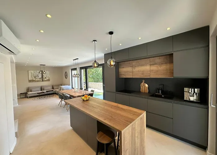 Bella Maris Case de vacanță Malinska